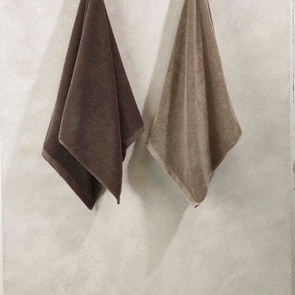 Aquanova Athena handdoeken - kleuren Pecan en Bronze - bathlaving.com