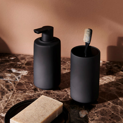 Blomus Saya Black zeepdispenser beker zeepbakje - bathlaving.com