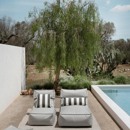 Blomus Stay Cloud lounger en poef - Stay Black kussen - bathlaving.com