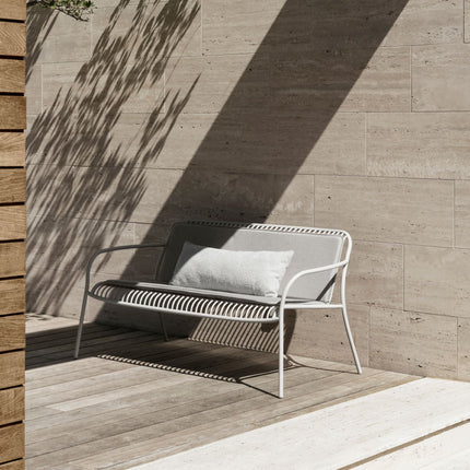 Blomus Yua tuinbank Silk Gray - bathlaving.com