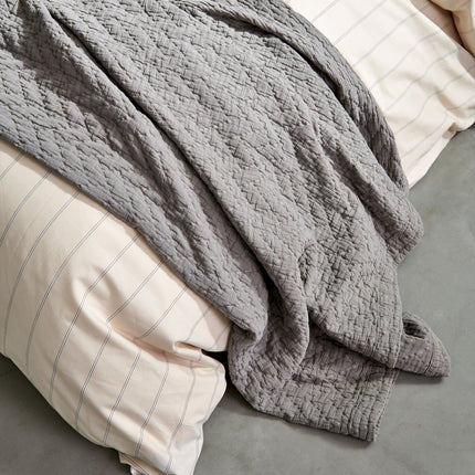 PURE 10 sprei Steel Grey 260x260 cm